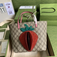 Gucci Shopping Bags